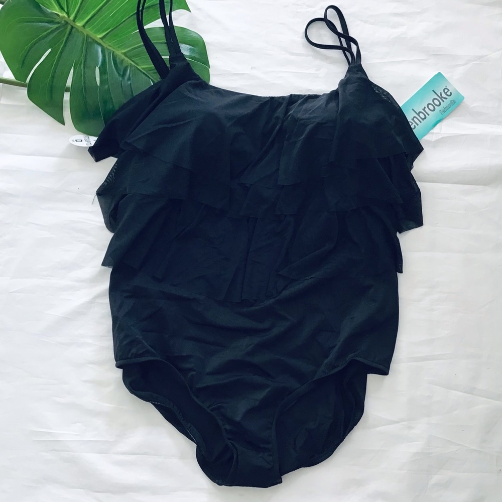 Penbrooke Swimsuits Plus size black overlay one piece bathing suit NWT Size 26W